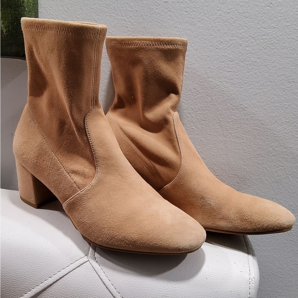 Stuart Weitzman Siggy Block Heel Peach Suede Booties Size 7,5